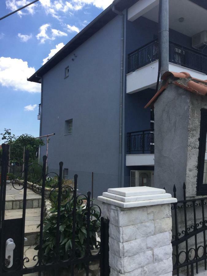 Апартаменты Mario'S House Вергина Экстерьер фото